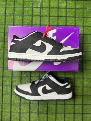 Nike Dunk Low Panda