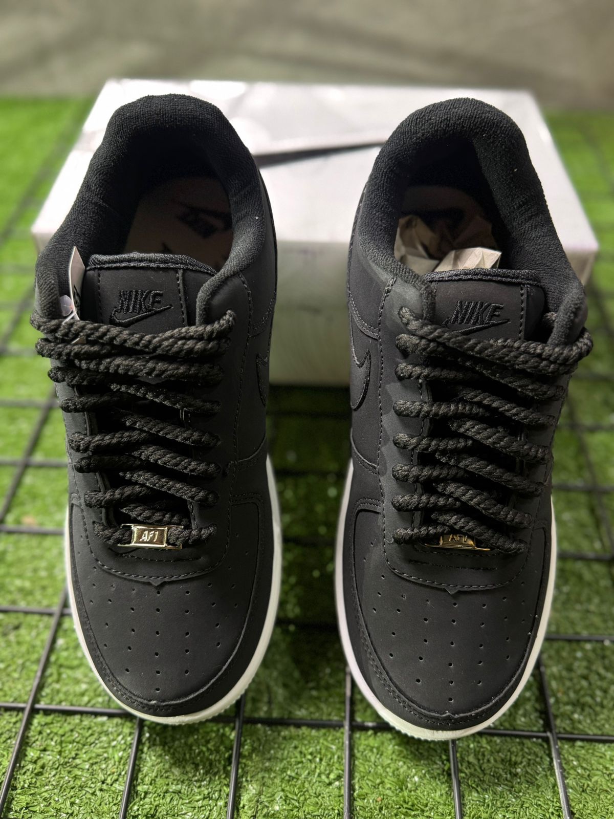 Nike Air Force Nobuck - Imagem 2
